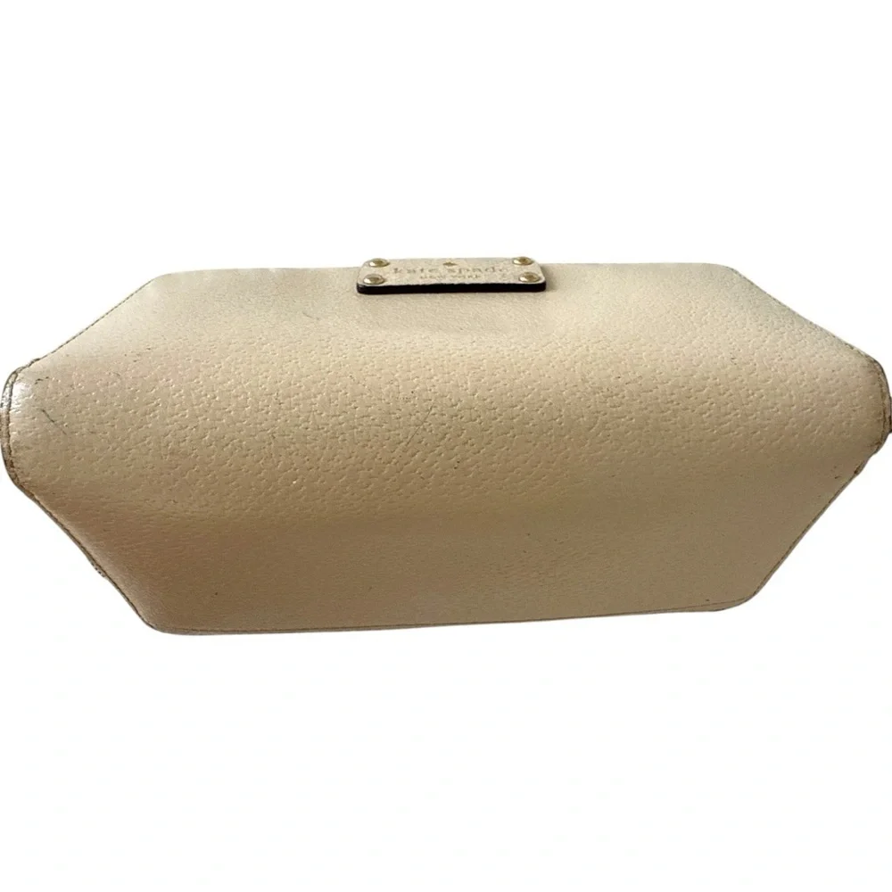 Kate Spade Madison Wallet - Picture 6 of 7